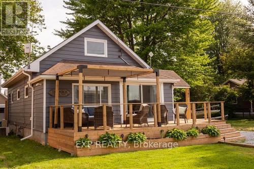 345 Bayview Avenue, Chatham-Kent, ON - Outdoor With Deck Patio Veranda