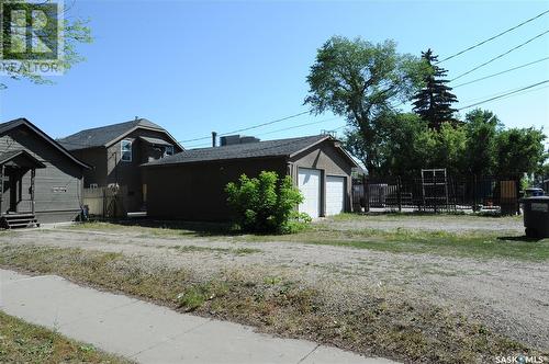 217 33Rd Street W, Saskatoon, SK 