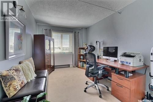 415 4045 Rae Street, Regina, SK - Indoor Photo Showing Office