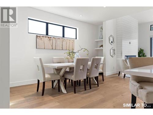 9201 Okanagan Centre Road W Unit# 10, Lake Country, BC - Indoor Photo Showing Dining Room