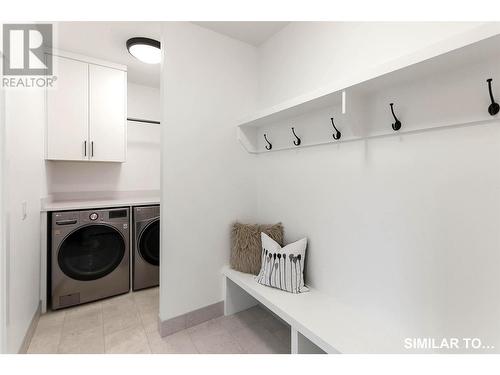 9201 Okanagan Centre Road W Unit# 10, Lake Country, BC - Indoor Photo Showing Laundry Room