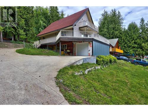 1244 Lee Creek Drive, Lee Creek, BC - Outdoor