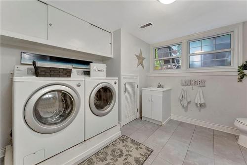 19 Auchmar Road, Hamilton, ON - Indoor Photo Showing Laundry Room