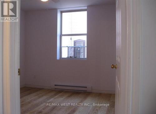 70 Stanley Street, London, ON - Indoor Photo Showing Other Room
