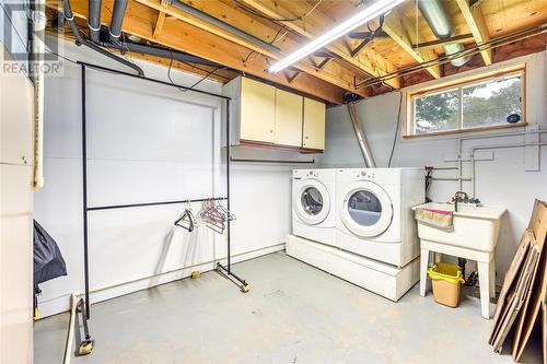 751 Sycamore Drive, Sarnia, ON - Indoor Photo Showing Laundry Room