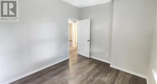 55 Sherwood Avenue, Kitchener, ON - Indoor Photo Showing Other Room