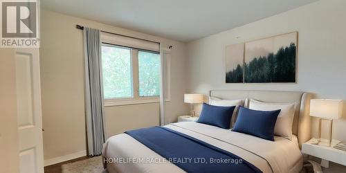 55 Sherwood Avenue, Kitchener, ON - Indoor Photo Showing Bedroom
