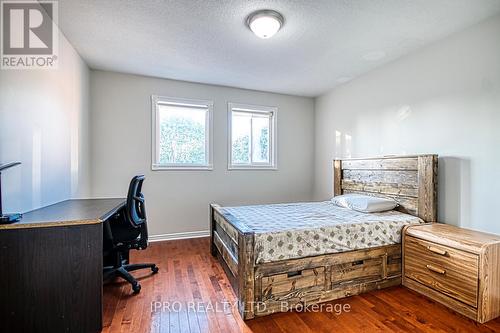 1861 Bainbridge Drive, Pickering, ON - Indoor Photo Showing Bedroom