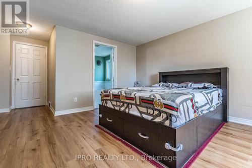 94 Queen Charlotte Crescent, Kitchener, ON - Indoor Photo Showing Bedroom