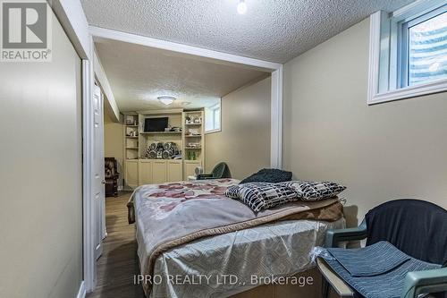 94 Queen Charlotte Crescent, Kitchener, ON - Indoor Photo Showing Bedroom