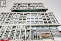 1202 - 1063 DOUGLAS MCCURDY COMM CIRCLE  Mississauga, ON L5L 3H9