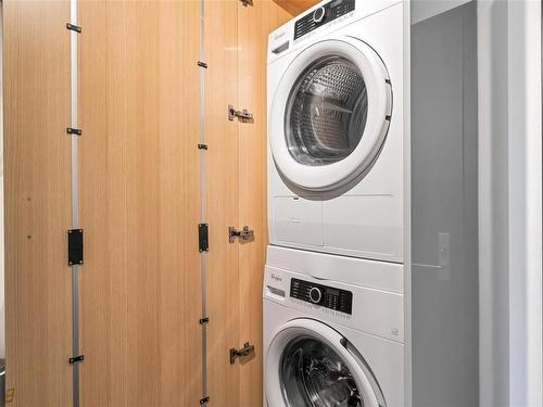 626-1029 View St, Victoria, BC - Indoor Photo Showing Laundry Room