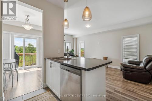 337 Atkinson Street, Clearview (Stayner), ON - Indoor Photo Showing Kitchen With Double Sink