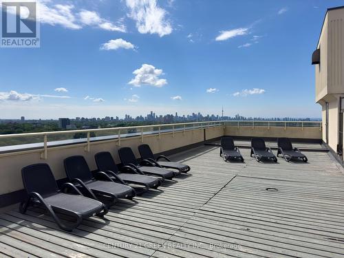 #106 - 360 Ridelle Avenue, Toronto (Briar Hill-Belgravia), ON - Outdoor With View