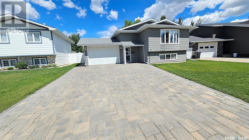 503 Reid Crescent, Swift Current, SK - Outdoor With Facade