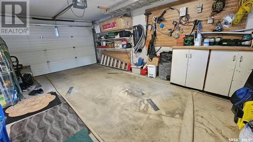 503 Reid Crescent, Swift Current, SK - Indoor Photo Showing Garage