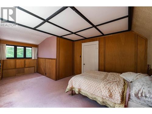 1107 Robertson  Avenue, Nelson, BC - Indoor Photo Showing Bedroom