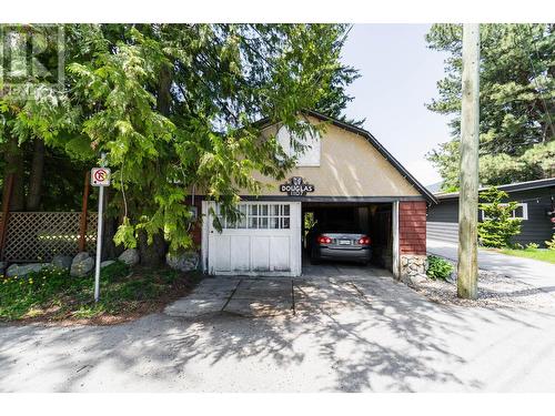 1107 Robertson  Avenue, Nelson, BC - Outdoor