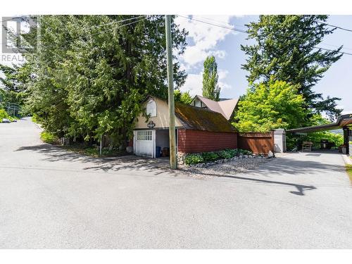 1107 Robertson  Avenue, Nelson, BC - Outdoor