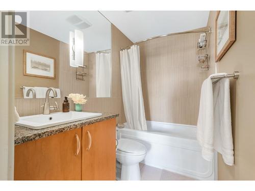 7343 Okanagan Landing Road Unit# 1218, Vernon, BC - Indoor Photo Showing Bathroom