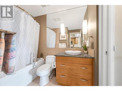 7343 Okanagan Landing Road Unit# 1218, Vernon, BC - Indoor Photo Showing Bathroom