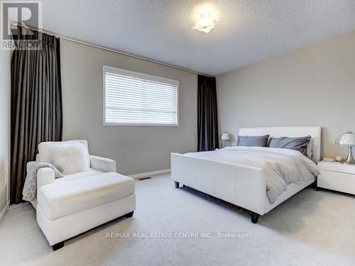 3652 Emery Drive, Mississauga, ON - Indoor Photo Showing Bedroom