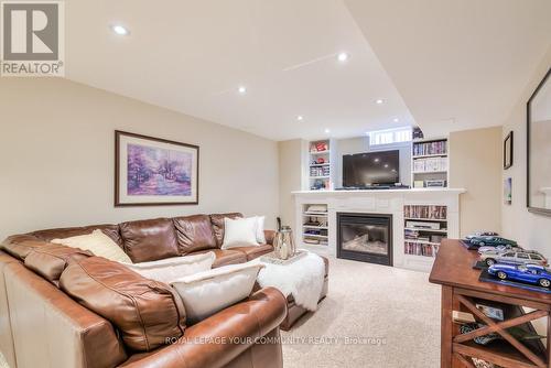 145 Willis Drive, Aurora, ON - Indoor Photo Showing Living Room With Fireplace