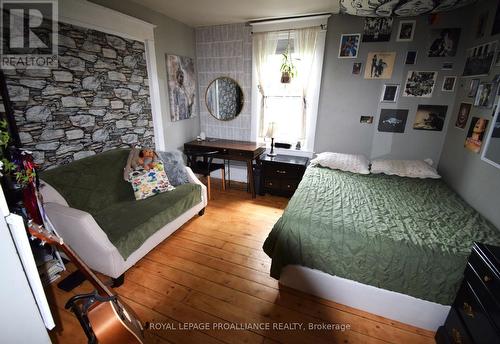 532 Dundas Street, Belleville, ON - Indoor Photo Showing Bedroom