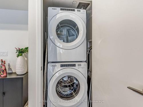 705-30 Baseball Pl, Toronto, ON - Indoor Photo Showing Laundry Room