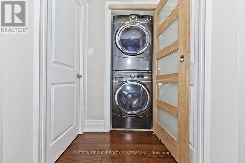 1611 - 55 Elm Drive W, Mississauga, ON - Indoor Photo Showing Laundry Room