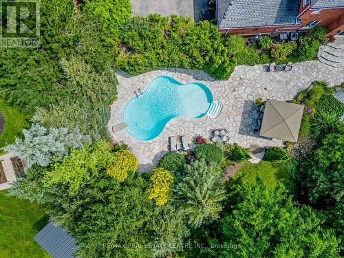 15 Trillium Terrace, Halton Hills, ON - Outdoor With In Ground Pool