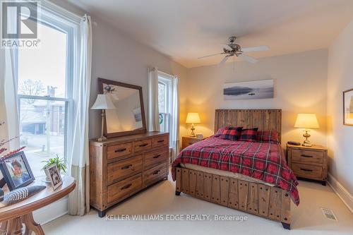 113 Dufferin Avenue, Brantford, ON - Indoor Photo Showing Bedroom