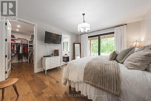 11 Cockshutt Road, Brant, ON - Indoor Photo Showing Bedroom