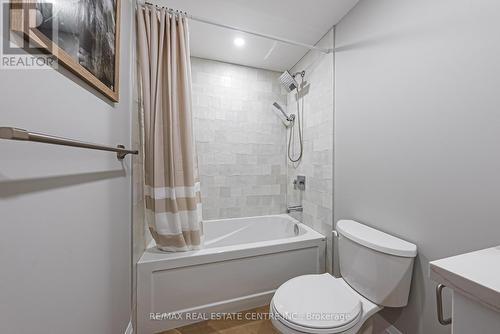 11 Cockshutt Road, Brant, ON - Indoor Photo Showing Bathroom