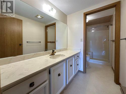 1075 Bernard Avenue Unit# 312, Kelowna, BC - Indoor Photo Showing Bathroom