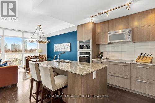 601 - 170 Avenue Road, Toronto (Annex), ON - Indoor Photo Showing Kitchen With Double Sink With Upgraded Kitchen