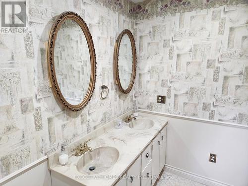 428 Beaumont Drive, Bracebridge, ON - Indoor Photo Showing Bathroom