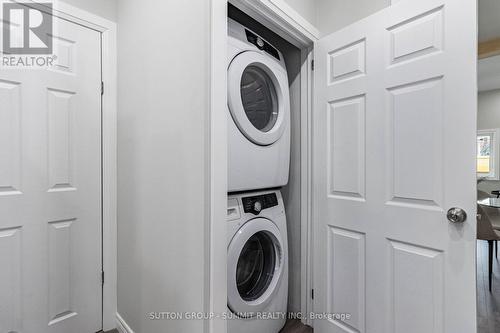 323 Cannon Street E, Hamilton, ON - Indoor Photo Showing Laundry Room