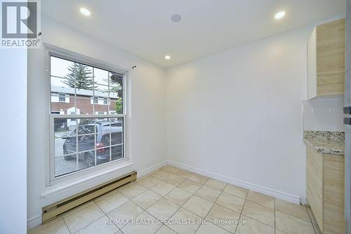 176 - 70 Cass Avenue, Toronto, ON - Indoor Photo Showing Other Room