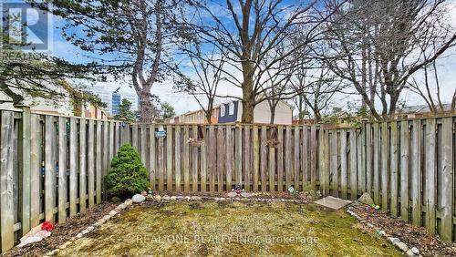 139 - 270 Timberbank Boulevard, Toronto, ON - Outdoor