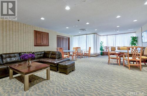 408 - 30 Thunder Grove, Toronto (Agincourt North), ON - Indoor Photo Showing Living Room