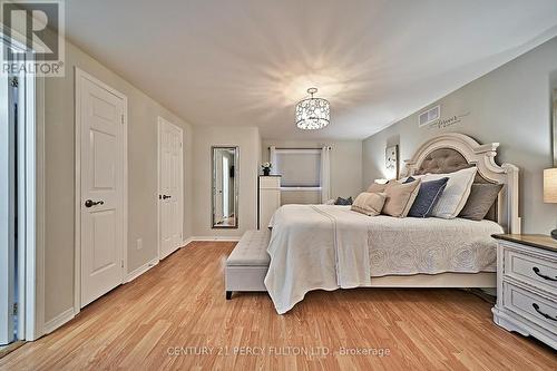 3 Downham Drive, Clarington, ON - Indoor Photo Showing Bedroom