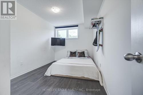 118 - 510 Kingbird Grove, Toronto (Rouge), ON - Indoor Photo Showing Bedroom