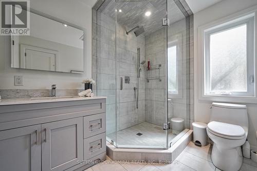 1005 Caldwell Avenue, Mississauga, ON - Indoor Photo Showing Bathroom