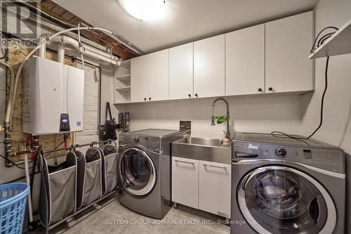 1005 Caldwell Avenue, Mississauga, ON - Indoor Photo Showing Laundry Room