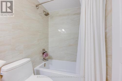 308 - 1300 Marlborough Court, Oakville (College Park), ON - Indoor Photo Showing Bathroom