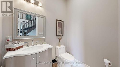 1286 Cambridge Drive W, Oakville (Eastlake), ON - Indoor Photo Showing Bathroom