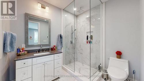 1286 Cambridge Drive W, Oakville (Eastlake), ON - Indoor Photo Showing Bathroom