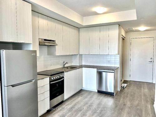 312-58 Sky Harbour Dr, Brampton, ON - Indoor Photo Showing Kitchen With Stainless Steel Kitchen