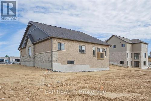 137 Devonleigh Gate, Grey Highlands (Markdale), ON - Outdoor With Exterior